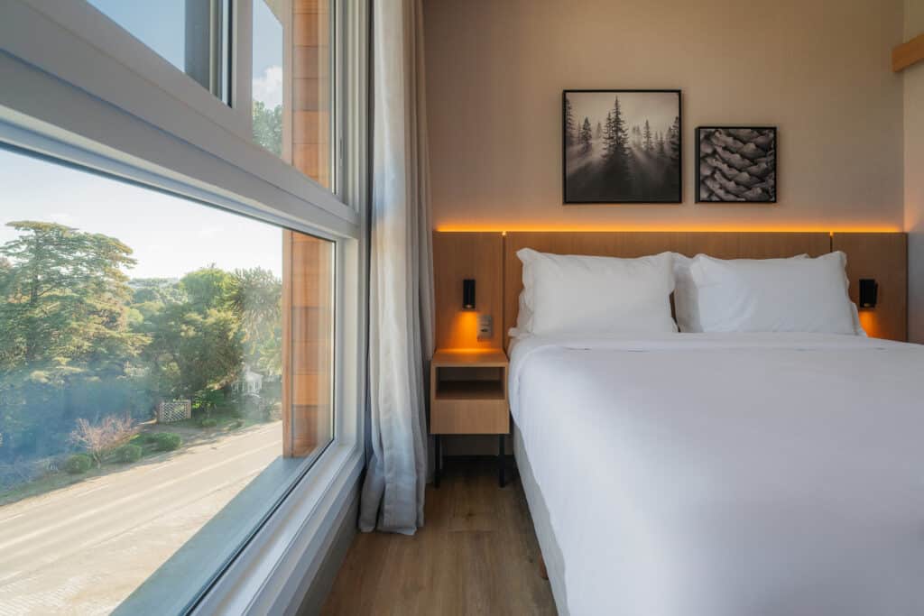 Quarto do hotel Golden Tulip.